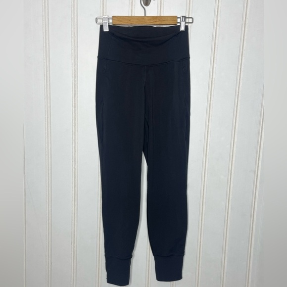 Lululemon Black Fresh Tracks Pant Joggers Leggings Sz 2 520 - Picture 7 of 9